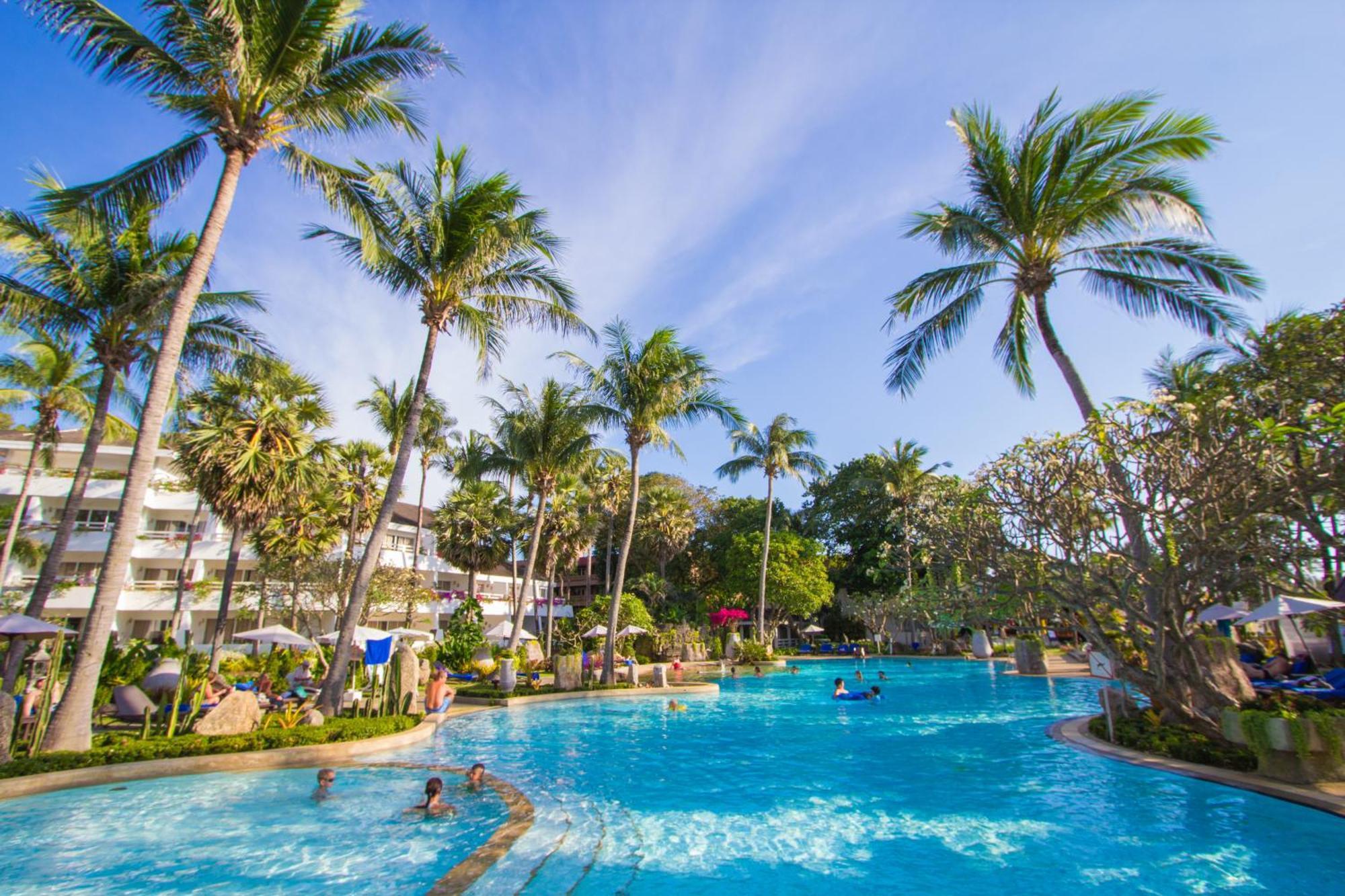 Thavorn Palm Beach Resort Phuket Karon Екстериор снимка